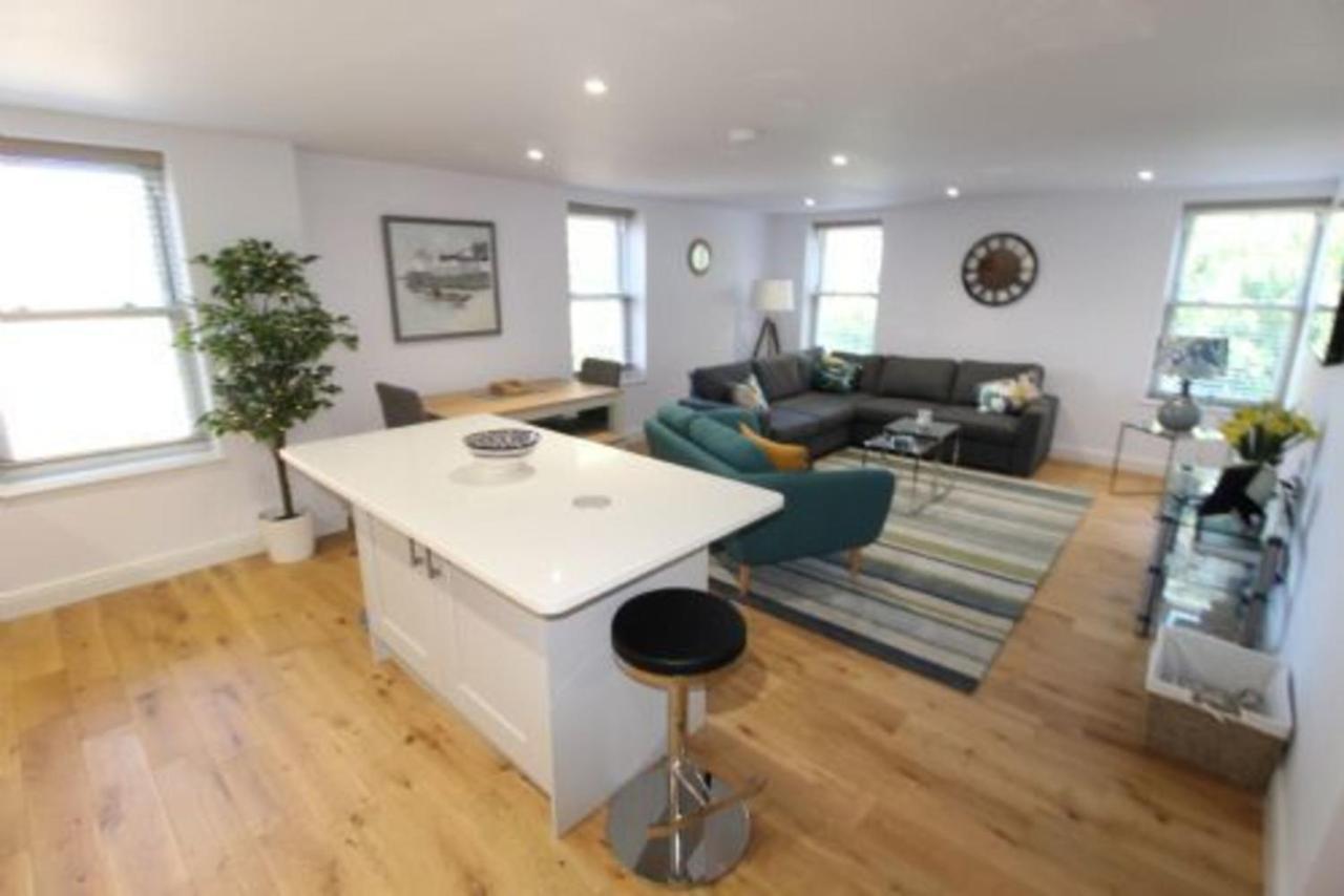 Middle Chine - 2 Bedroom Holiday Home Bournemouth Exterior photo